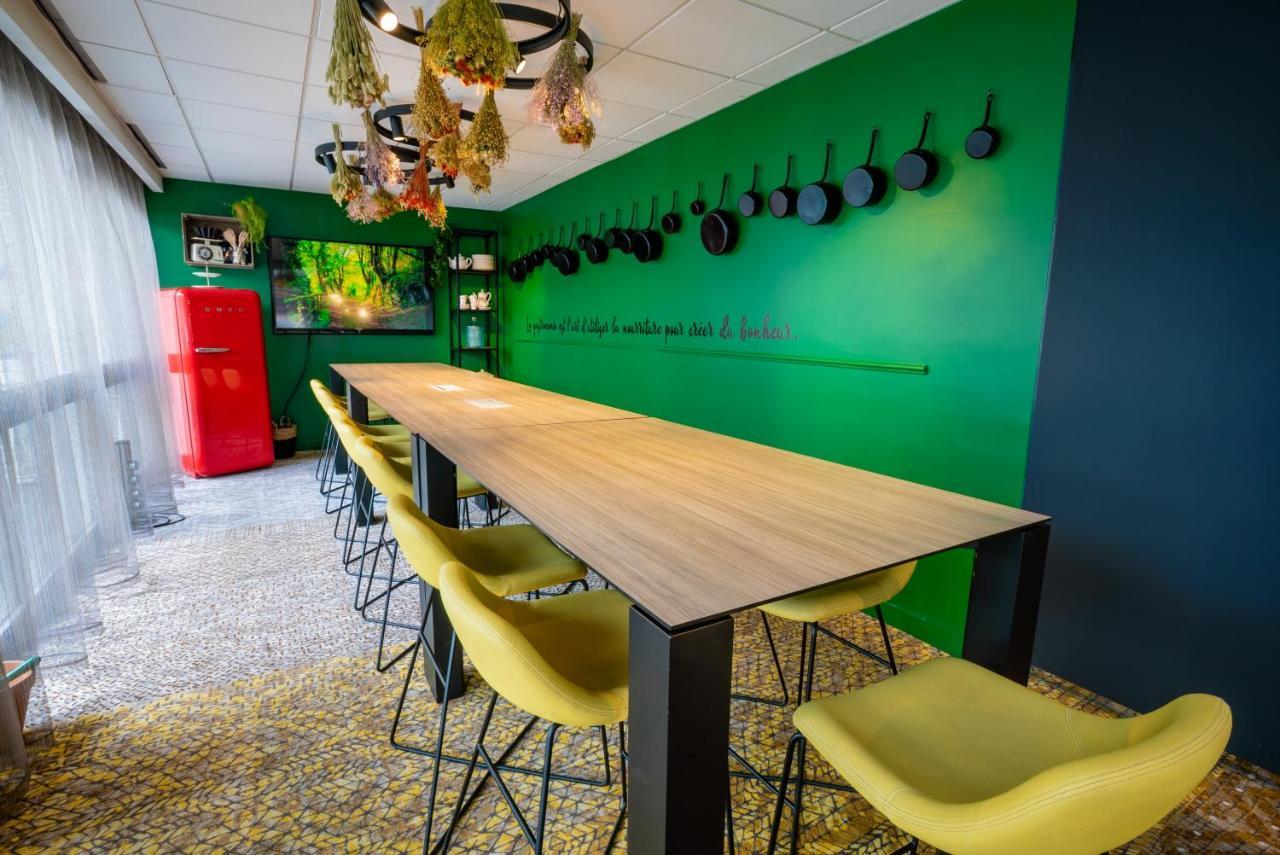 Novotel Lyon Meeting & Events Hotel Bron